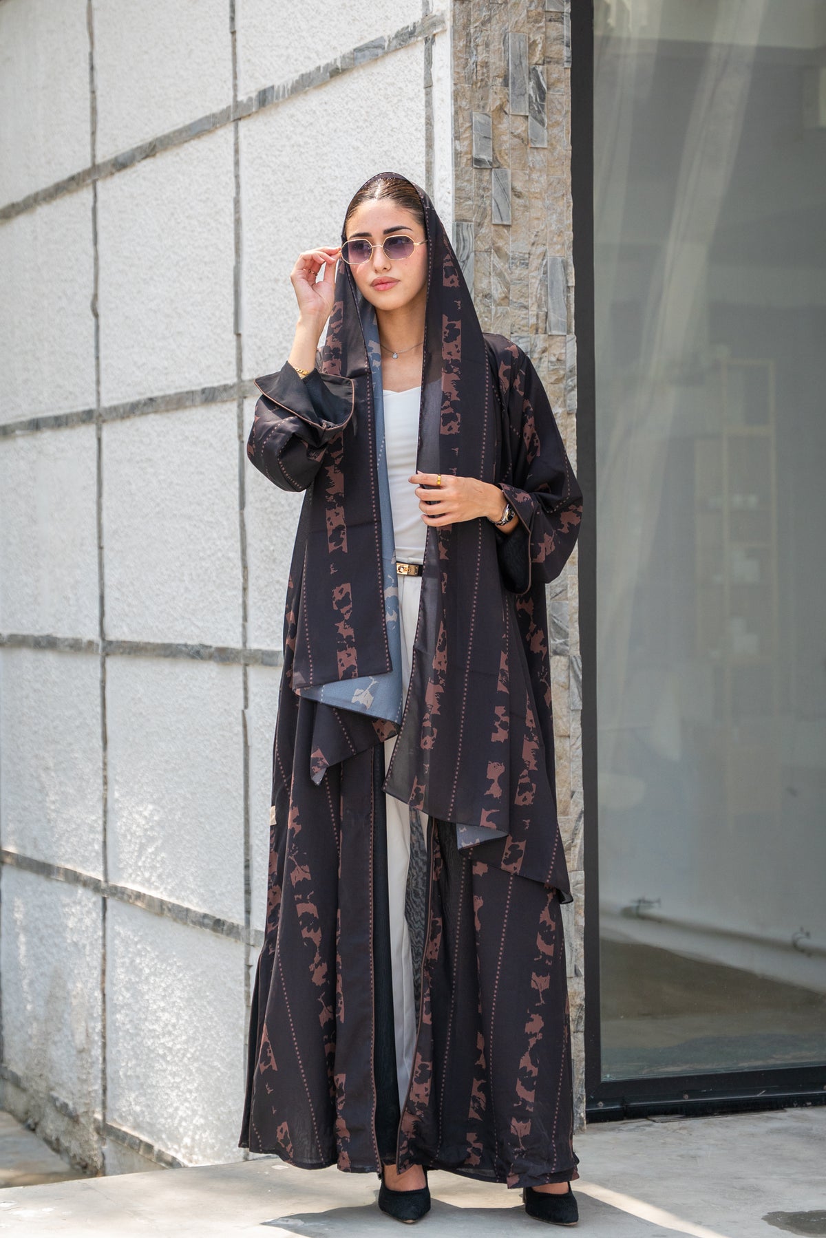 AMNA ABAYA