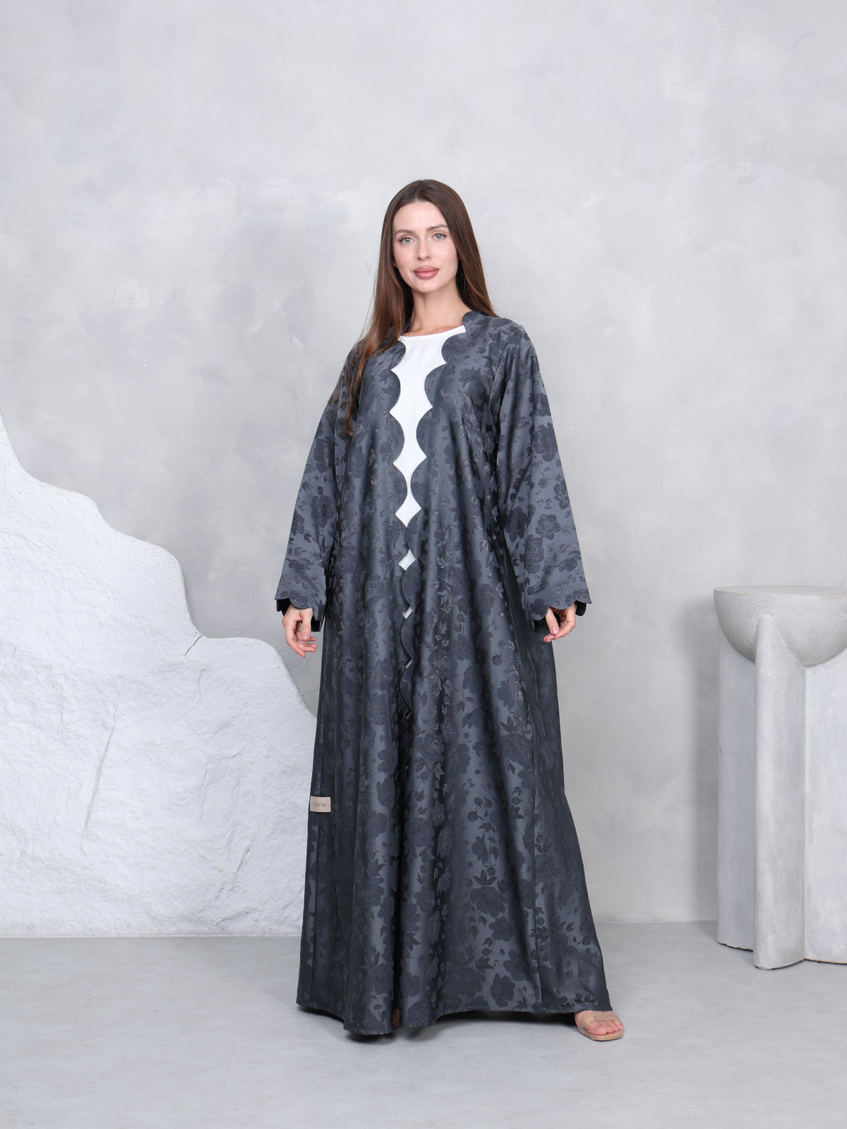 SCALOPE ABAYA - (GREY)
