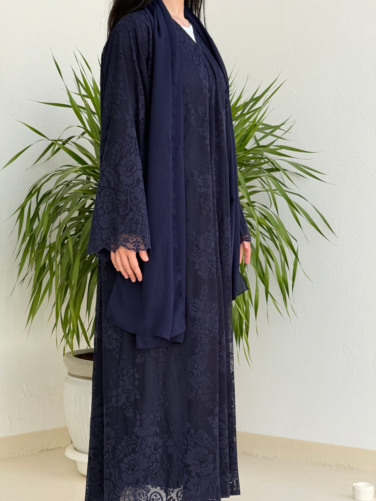 DANTEL NAVY ABAYA