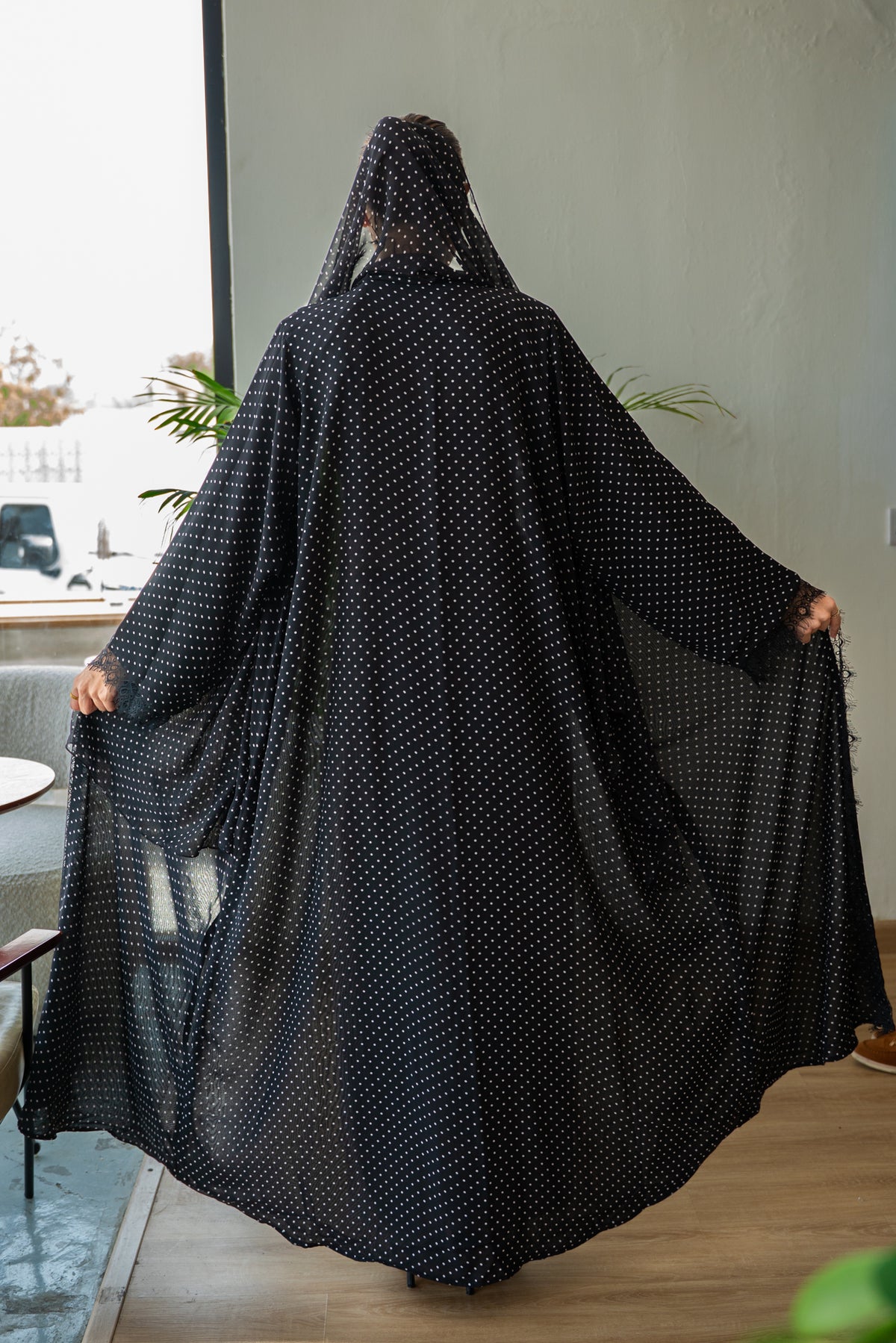 BLACK POLKA ABAYA