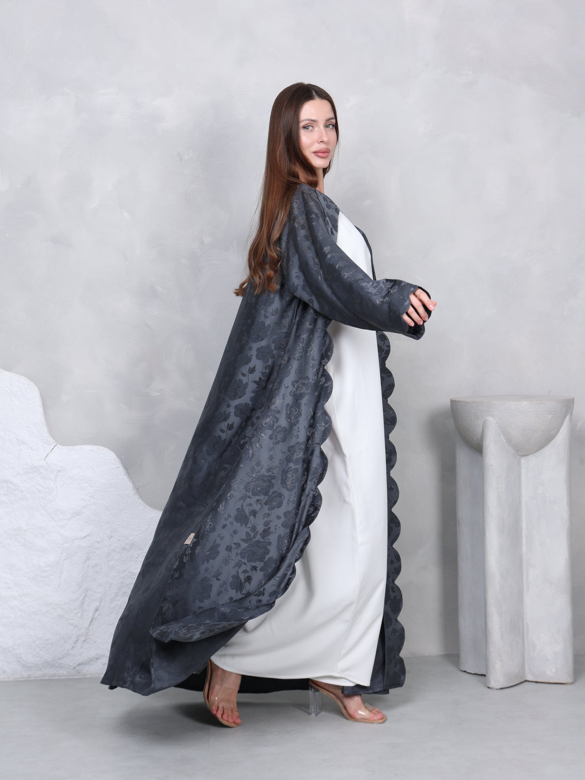 SCALOPE ABAYA - (GREY)