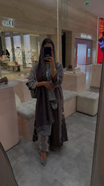 DANTEL PRINT BEIGE ABAYA