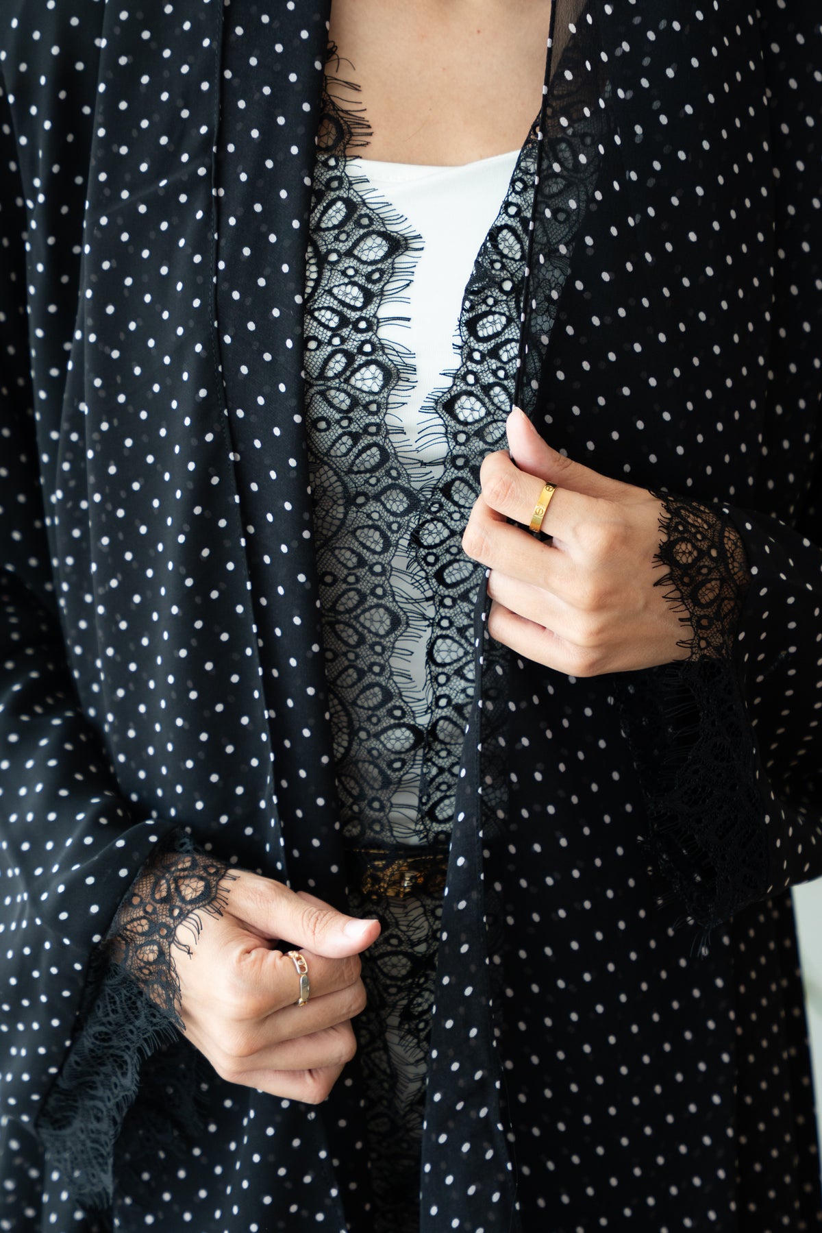 BLACK POLKA ABAYA